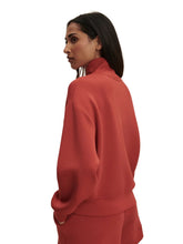 
                        
                          Load image into Gallery viewer, Varley Davidson Womens Half Zip Sweatshirt
                        
                       - 10