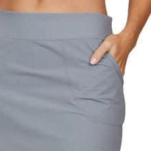 
                        
                          Load image into Gallery viewer, Sofibella 18 in UV Staples Womens Golf Skort
                        
                       - 13