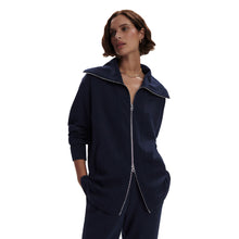 
                        
                          Load image into Gallery viewer, Varley Raleigh Womens Zip Through Jacket - Navy/M
                        
                       - 4