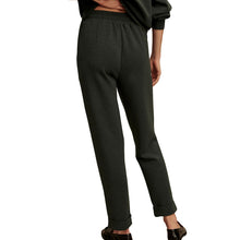 
                        
                          Load image into Gallery viewer, Varley Rolled Cuff 25 Inch Womens Pants
                        
                       - 10