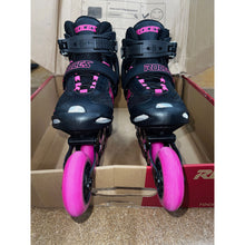
                        
                          Load image into Gallery viewer, Roces PIC TIF Womens Inline Skates 32177 - BLK/FUSCHIA 001/7.0
                        
                       - 1
