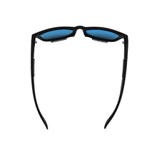 
                        
                          Load image into Gallery viewer, Stayson Modern Wayfarer Polarized Sunglasses
                        
                       - 2