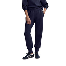 
                        
                          Load image into Gallery viewer, Varley The Slim Cuff 25 Inch Womens Pants - Navy/L
                        
                       - 3