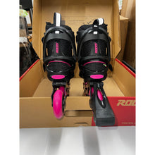 
                        
                          Load image into Gallery viewer, Used Roces PIC TIF Womens Inline Skates 34156
                        
                       - 3