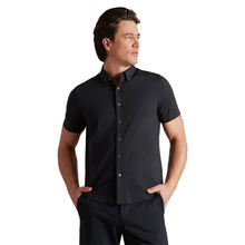 
                        
                          Load image into Gallery viewer, Rhone Commuter Short Sleeve Mens Shirt - Black/XL
                        
                       - 1