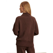 
                        
                          Load image into Gallery viewer, Varley Sally Half-Zip Womens Pullover
                        
                       - 5