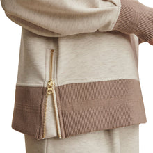 
                        
                          Load image into Gallery viewer, Varley Loxley Raglan Boyfriend Womens Sweatshirt
                        
                       - 3