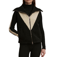 
                        
                          Load image into Gallery viewer, Varley Caspian Sherpa Womens Gilet - Black/M
                        
                       - 1