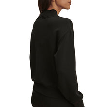 
                        
                          Load image into Gallery viewer, Varley Lucine Button Front Sweat Womens Pullover
                        
                       - 3