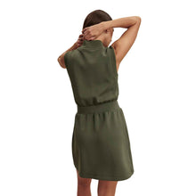 
                        
                          Load image into Gallery viewer, Varley Polyanna Half Zip Dress
                        
                       - 2