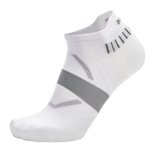 
                        
                          Load image into Gallery viewer, Balega Hidden Dry No Show Tab Unisex Running Socks - White/XL
                        
                       - 4