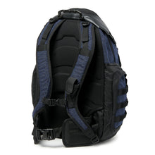 
                        
                          Load image into Gallery viewer, Oakley Kitchen Sink LX Backpack
                        
                       - 2