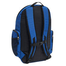 
                        
                          Load image into Gallery viewer, Oakley Blade Wet/Dry 30L Backpack
                        
                       - 2