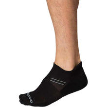 
                        
                          Load image into Gallery viewer, Brooks Run-In Tab 3-Pack Unisex Socks - 001 BLACK/XL
                        
                       - 1