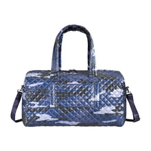 
                        
                          Load image into Gallery viewer, Oliver Thomas 24-7 Weekender Duffle Bag
                        
                       - 2