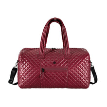 
                        
                          Load image into Gallery viewer, Oliver Thomas 24-7 Weekender Duffle Bag
                        
                       - 3