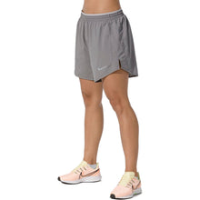 
                        
                          Load image into Gallery viewer, Nike Tempo Lux 5in Womens Shorts
                        
                       - 3