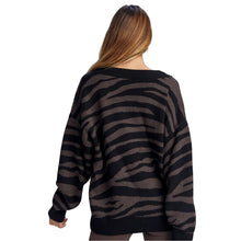 
                        
                          Load image into Gallery viewer, Varley Calvert Womens Sweater
                        
                       - 3
