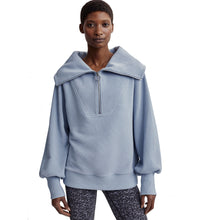 
                        
                          Load image into Gallery viewer, Varley Vine Womens Pullover - Dusty Blue/L
                        
                       - 7