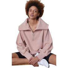 
                        
                          Load image into Gallery viewer, Varley Vine Womens Pullover - Mahogany Rose/L
                        
                       - 36