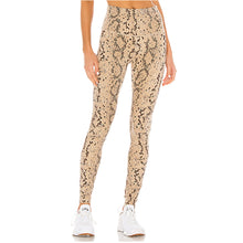 
                        
                          Load image into Gallery viewer, Varley Century Womens Leggings
                        
                       - 5