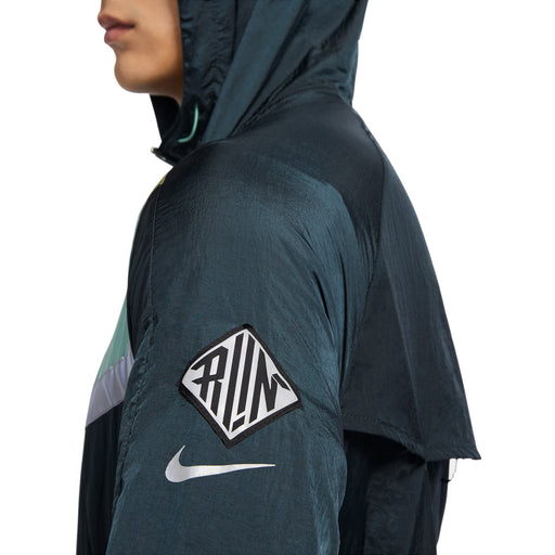 Nike Windrunner Wild Run Mens Running Jacket