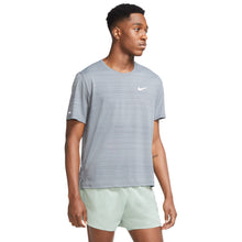 
                        
                          Load image into Gallery viewer, Nike Dri-FIT Miler Mens Short Sleeve Running Shirt
                        
                       - 4