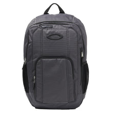 
                        
                          Load image into Gallery viewer, Oakley Enduro 25L 2.0 Backpack
                        
                       - 1