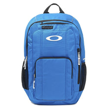 
                        
                          Load image into Gallery viewer, Oakley Enduro 25L 2.0 Backpack
                        
                       - 4