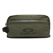 
                        
                          Load image into Gallery viewer, Oakley Utility Beauty Case
                        
                       - 1