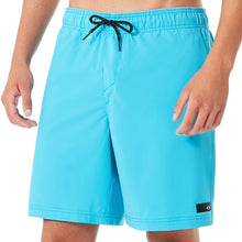 
                        
                          Load image into Gallery viewer, Oakley Ace Volley 18 Mens Boardshorts
                        
                       - 6
