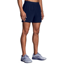 
                        
                          Load image into Gallery viewer, Brooks Sherpa 5in Mens Running Shorts - Navy/XXL
                        
                       - 3