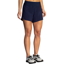 
                        
                          Load image into Gallery viewer, Brooks Chaser 5in Womens Running Shorts - Navy/XXL
                        
                       - 4