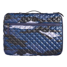 
                        
                          Load image into Gallery viewer, Oliver Thomas Sidekick Laptop Case
                        
                       - 4