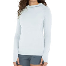 
                        
                          Load image into Gallery viewer, Free Fly Bamboo Shade Tide Pool Womens Hoodie - Tide Pool/XL
                        
                       - 3