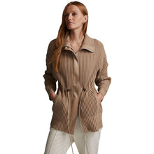
                        
                          Load image into Gallery viewer, Varley Greenfield Womens Jacket - Light Taupe/L
                        
                       - 4