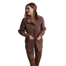 
                        
                          Load image into Gallery viewer, Varley Greenfield Womens Jacket - Nutmeg/L
                        
                       - 7