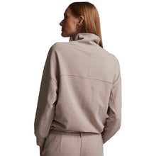 
                        
                          Load image into Gallery viewer, Varley Morrison Sphinx Womens Sweatshirt
                        
                       - 2