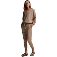 
                        
                          Load image into Gallery viewer, Varley Amberley Womens Pants - Biscuit/L
                        
                       - 1