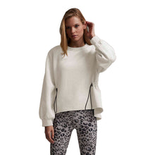 
                        
                          Load image into Gallery viewer, Varley Bella Womens Sweatshirt
                        
                       - 7