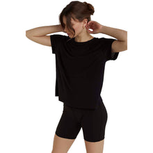 
                        
                          Load image into Gallery viewer, Varley Madison Womens T-Shirt - Black/L
                        
                       - 1