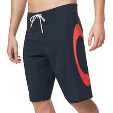 
                        
                          Load image into Gallery viewer, Oakley Ellipse Seamless 21 Mens Boardshorts
                        
                       - 3