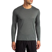 
                        
                          Load image into Gallery viewer, Brooks Distance Mens Longsleeve Running Shirt - HTH D OYSTR 371/XXL
                        
                       - 3