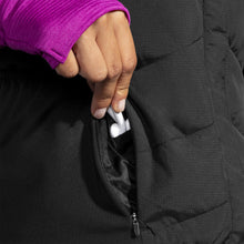 
                        
                          Load image into Gallery viewer, Brooks Shield Hybrid Womens Running Vest
                        
                       - 4