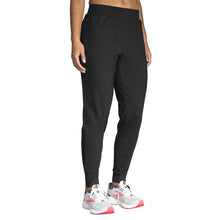 
                        
                          Load image into Gallery viewer, Brooks Momentum Thermal Black Womens Running Pants
                        
                       - 1