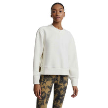 
                        
                          Load image into Gallery viewer, Varley Cleon Egret Womens Sweatshirt
                        
                       - 1