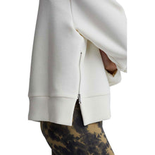 
                        
                          Load image into Gallery viewer, Varley Cleon Egret Womens Sweatshirt
                        
                       - 3