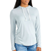 
                        
                          Load image into Gallery viewer, Free Fly Bamboo Lightweight Shore Blu Women Hoodie - BAY BLUE 404/L
                        
                       - 1