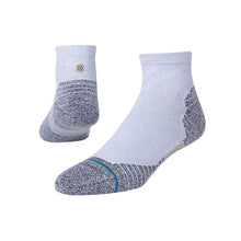 
                        
                          Load image into Gallery viewer, Stance Run Unisex Quarter Crew Socks - White/L
                        
                       - 3