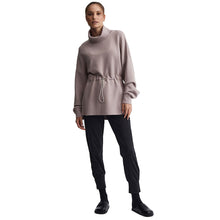 
                        
                          Load image into Gallery viewer, Varley Freya Womens Sweatshirt - Sphinx/M
                        
                       - 8